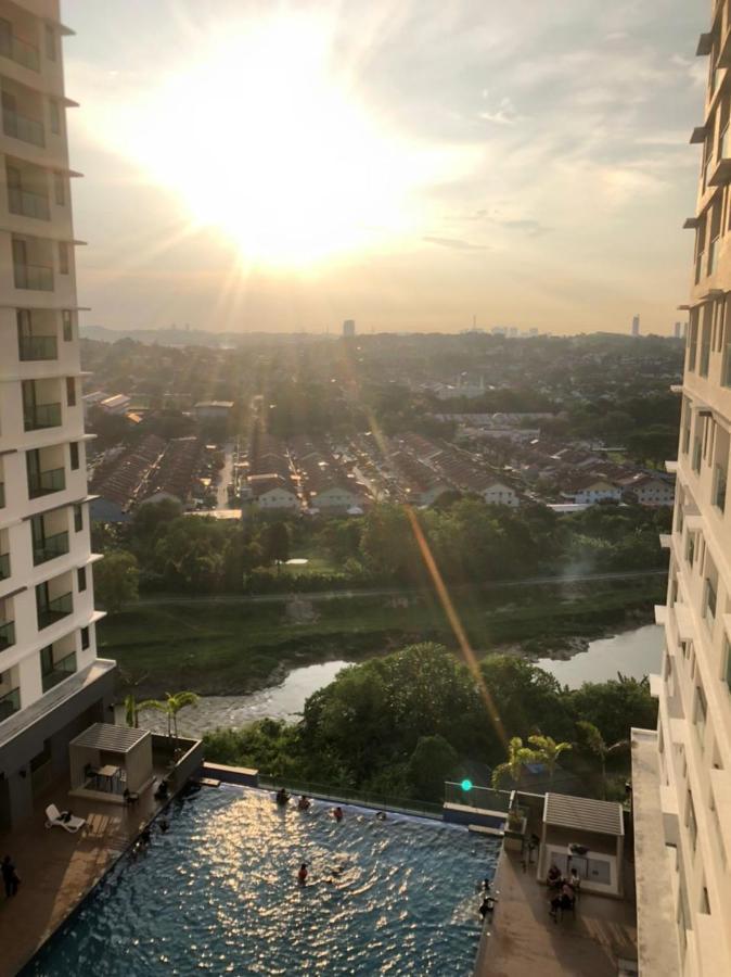 Mishal'S Homestay-Vista Bangi Studio Service Apartment Kajang Exterior foto