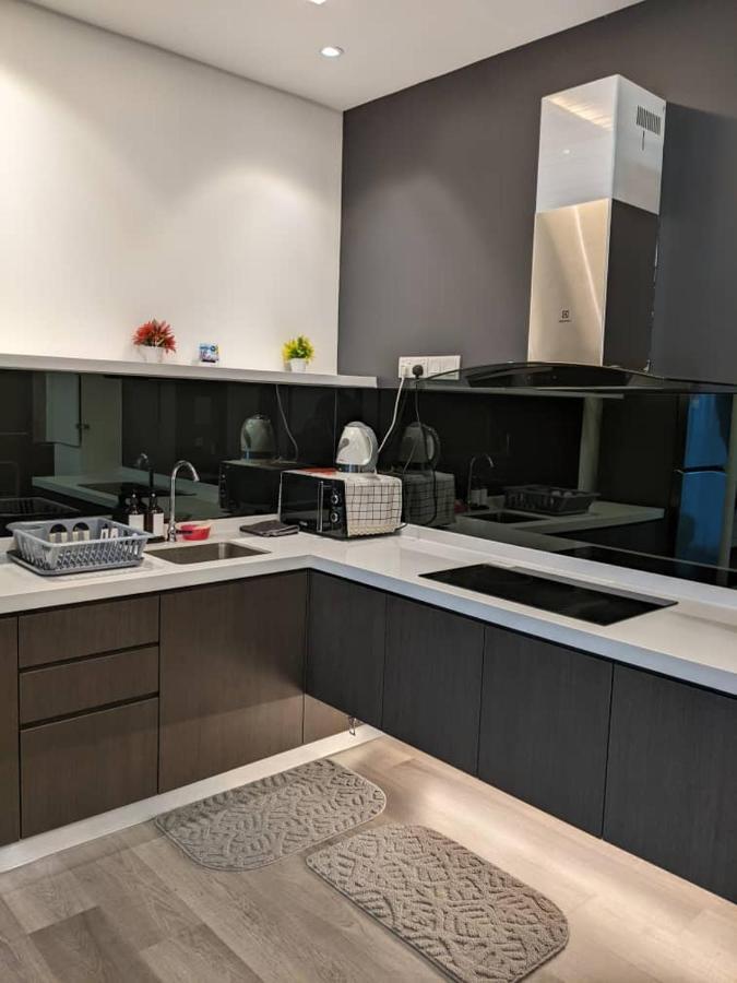Mishal'S Homestay-Vista Bangi Studio Service Apartment Kajang Exterior foto